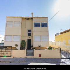 Blife Mariangya private rooms at Faro beach