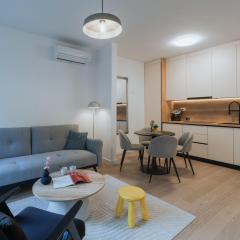 Modern Design Apartment with Parking