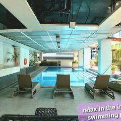 HEART of BGC - Your Home Away From Home in the Heart of BGC with hi-speed Wi-Fi PrimeVideo,Disney ,Netflix