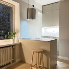 Remontoitu yksiö lähellä Helsingin keskustaa