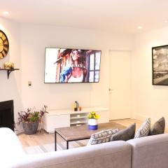 Heart Of West hollywood 2 Bedroom 2 Bath