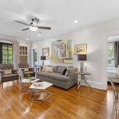 2 BR in Myers Park with comfortable screened porch