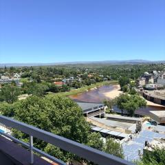 El Balcón de Margy Villa Carlos Paz Centro Galeria Acuario Acogedor monoambiente con vista al rio