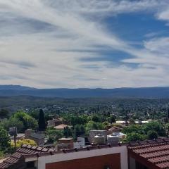 Duplex al pie de las sierras