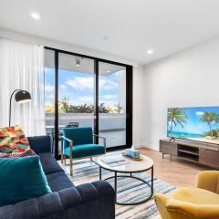 The Grand - NEW LUX 2BR Terrace Rooftop Pool & GYM