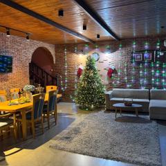 Gori-Modern Private House in the City Center