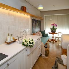 The Farmhouse Studio Quiet Luxury near Paulista