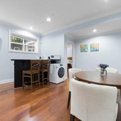 Luxury 1200 squft 2BR Shaughnessy Suite Near YVR & DT