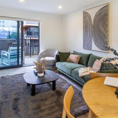 Luxury CBD Retreat 2 King Beds plus Ensuites