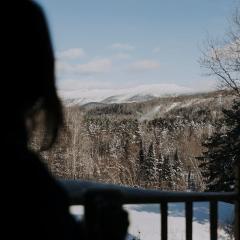 2-Level Home - Tremblant Mountain View - Fireplace