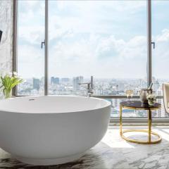 曼谷137柱套房酒店