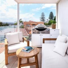 Coastal Elegance Art Deco Charm w Harbour Views