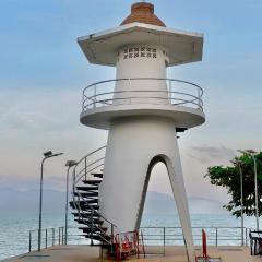 Three Monkeys Mae Nam beach
