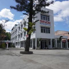 sinok homestay parapat