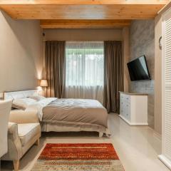 Hotel Glory Near IGI Airport New Delhi