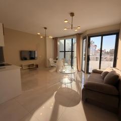 Blue Bay Pireas Modern APT