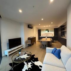 Luxury Sky Apartment - 1 Min to Melbourne Central