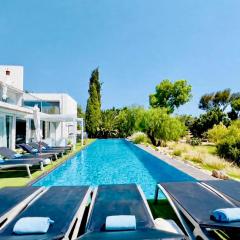 CASA BRANCA ALGARVE infinity pool & shaded deck