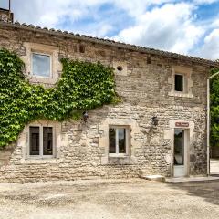 Gorgeous Home In Lonnes With Heated Swimming Pool