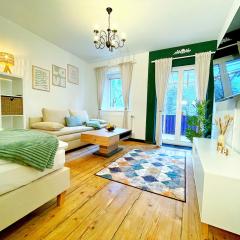 'GoldPath' PassauCity I Central I OldTown I Balkon I Italien garden I stylish I WipuTV