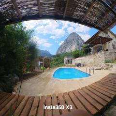 Villa Mountain with Pool