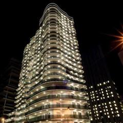 Luxurious 2 Bedrooms Apartment in DT Versace Tower