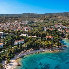 Aminess Vival Casa Velaris