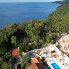 Villa Imortele aria with pool by Villas Guide