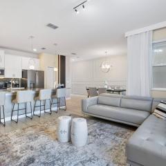 8943 Your Elegant Escape in Champions Gate