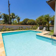 Casa c Piscina e Churrasqueira em Condominio