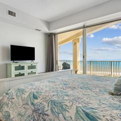 Oceanfront condo,beach access, heated pool, tennis courts