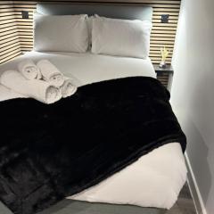 Modern studio close to Harry Potter, free parking