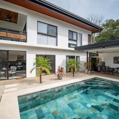 Self-Contained Apartment in Duplex, close to beach