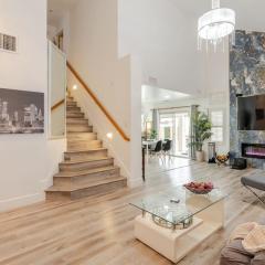 Private Pool and Jacuzzi, Mountain Views, Las Vegas
