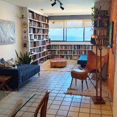 Apê 1 quarto frente mar