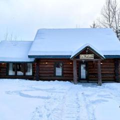 Rustic Log Chalet in Nature - Chalet Le Melisse