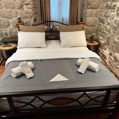 Little Bay Apartments