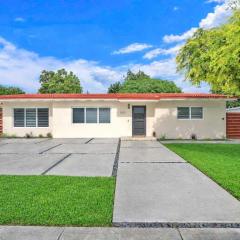 Tropical Park Oasis Peaceful Miami Family Home