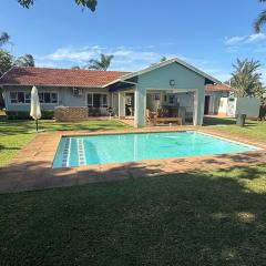 La Lucia Oasis Family Friendly Pool & BBQ Paradise