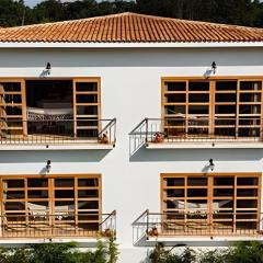 El Solaz By Honnor Living S1