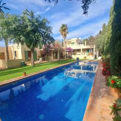 Holiday Home Schöne Villa für 6 Personen mit Schwimmbad by Interhome