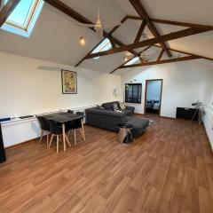 Wadebridge Farm Lodge - Family Run Bungalow