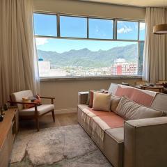 Spacious apartment in Ipanema with panoramic views