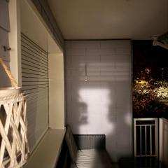 Stanza arredata in casa condivisa