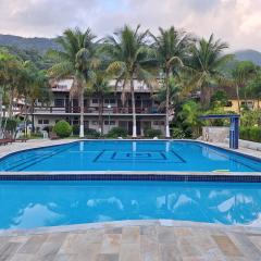 Apartamento em Maresias a 100 metros da praia