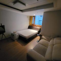 4-2431 #Gangnam Stn, 5-min #Yeoksam Stn, 3-min #OTT