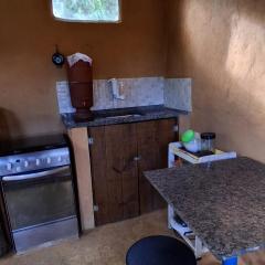 Casa da Árvore na vila de Patrimônio da Penha