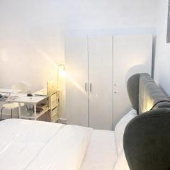 Modern 2-Bedroom Apartment in Chiswick