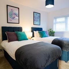 3-Bed House, Sleeps 5,Bedford