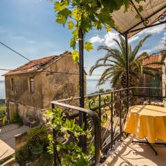 Holiday Home Anwesen mit Blick auf das Wasser by Interhome